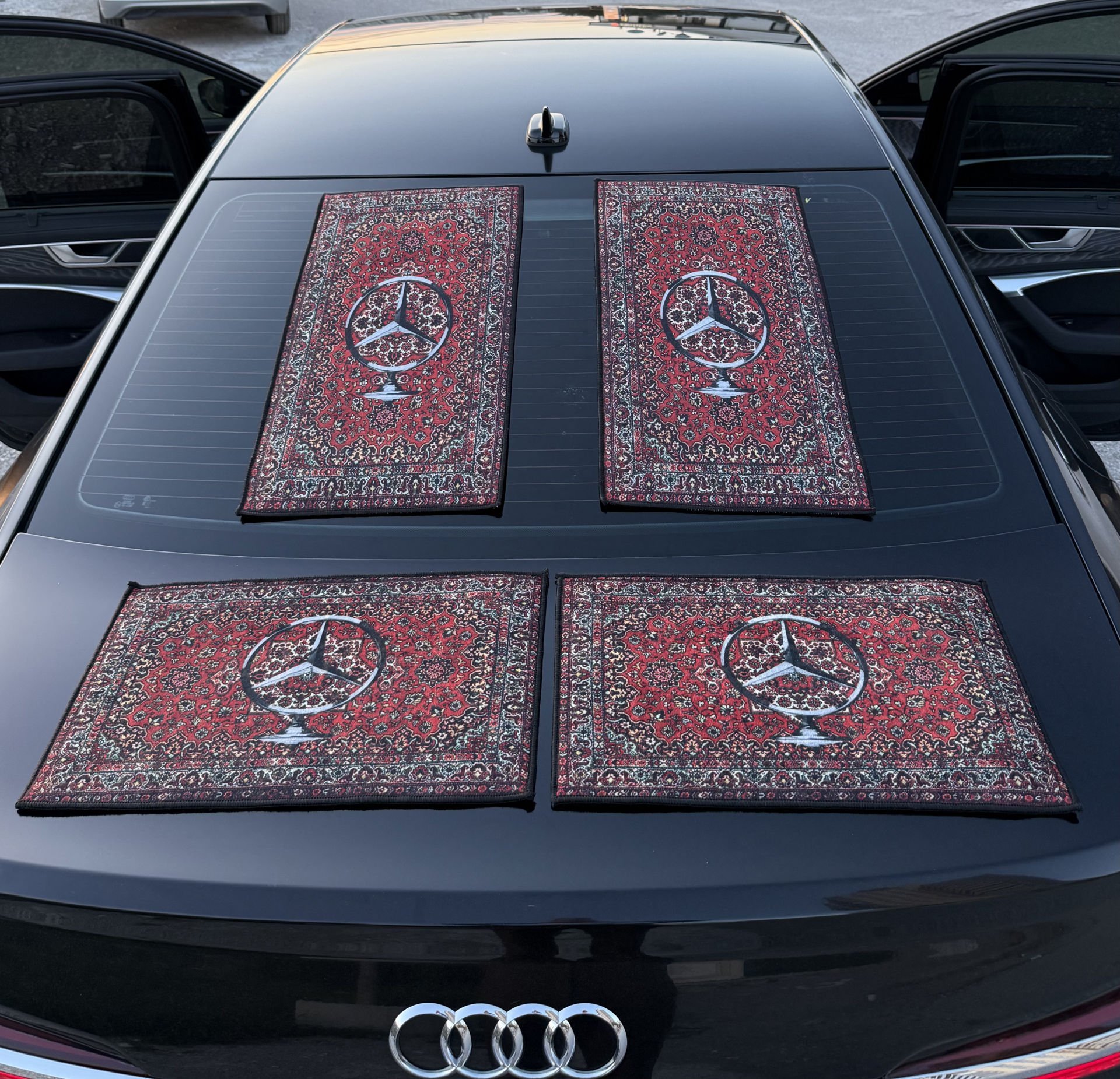 Otantik Desenli Halı Görünümlü Araba Paspası (Mercedes Logo Tasarım)